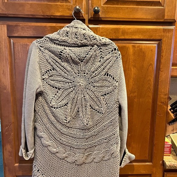 Inc Cardigan - Picture 3 of 3